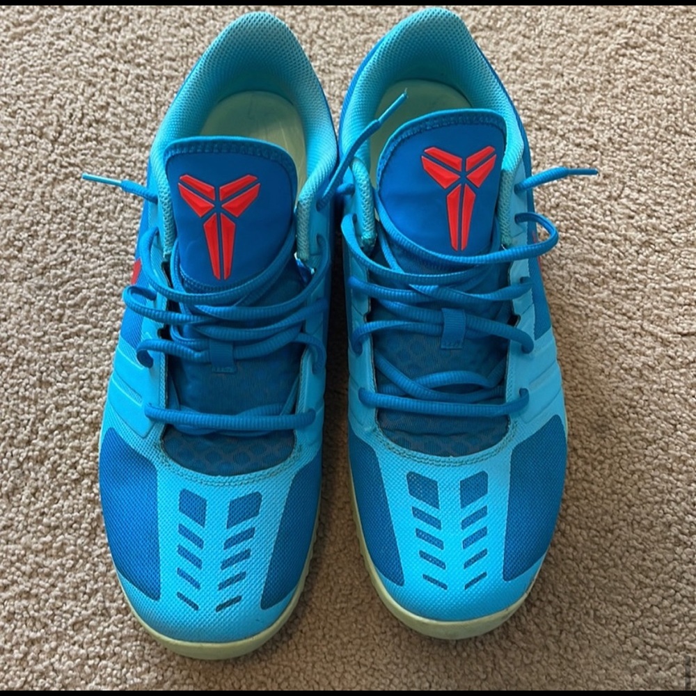Kobe mentality’s size 13 basketball shoe